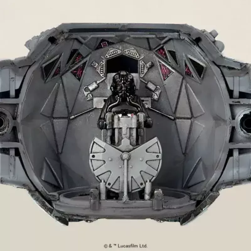 Plastová stavebnica REVELL TIE Interceptor 1:72 – display model montážna sada