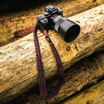 C-ROPE Traveler Paracord popruh na kameru, 125 cm, Military Olive