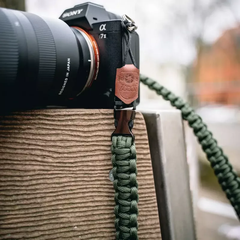 C-ROPE Traveler paracord remienok na fotoaparát, 100 cm, Navy Blue