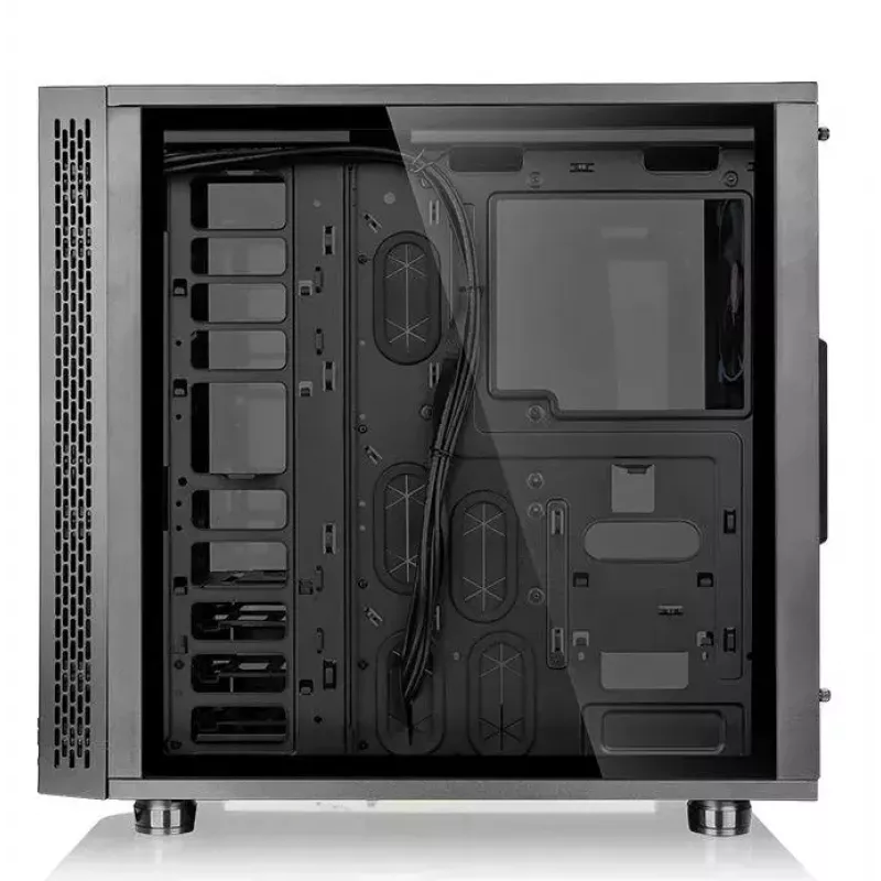 Skriňa pre PC Thermaltake View 31 TG midi tower čierna