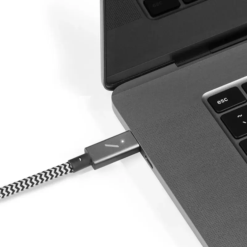 Native Union Belt Cable Pro USB-C na USB-C, 2,4 m, LED displej, Rose