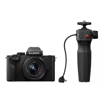 Panasonic Lumix DC-G100D čierna sada fotoaparátu s objektívom H-FS 12-32 a rukoväťou DMW-SHGR2