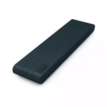 Podložka Joseph Joseph Stretch 1 ks nylon silikón šírka 50 mm hĺbka 200 mm hrúbka 1,5 cm