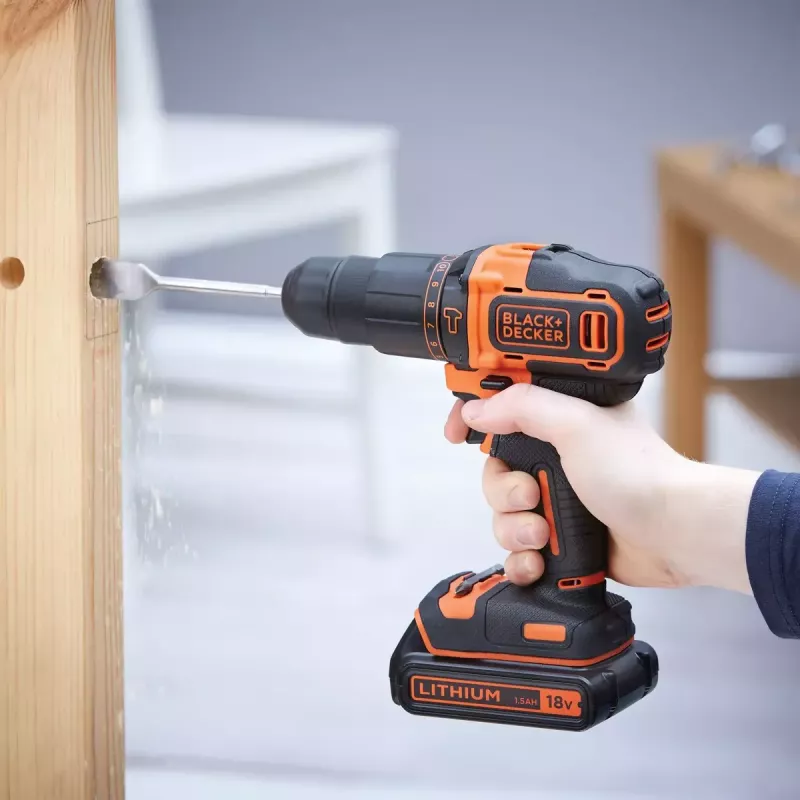 Vŕtacia skrutkovačka Black & Decker BDCHD18K-QW 1400 min⁻¹, 1,5 Ah, čierna, oranžová