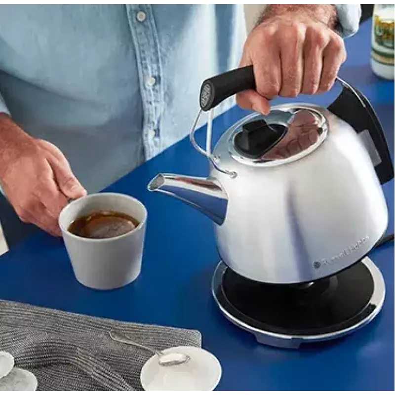 Rýchlovarná kanvica Russell Hobbs 1,2 L 2400 W nerezová oceľ