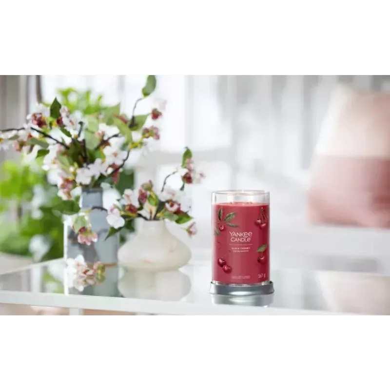 Vosková sviečka Yankee Candle 1724478E čerešňovo červená 149 mm 567 g