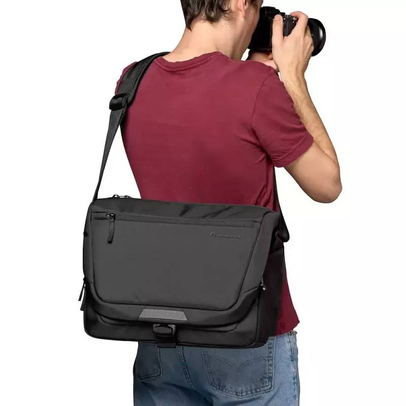 Taška messenger Manfrotto MB MA3-M-M čierna univerzálny ramenný popruh