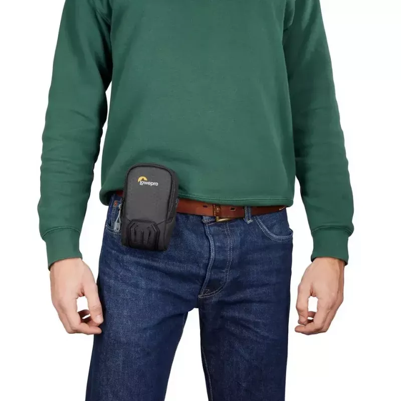 Taška na opasok Lowepro LP37449-PWW čierna ramenný popruh