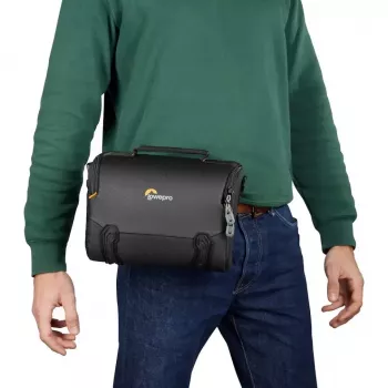 Taška na opasok Lowepro Adventura SH 160 III čierna ramenný popruh