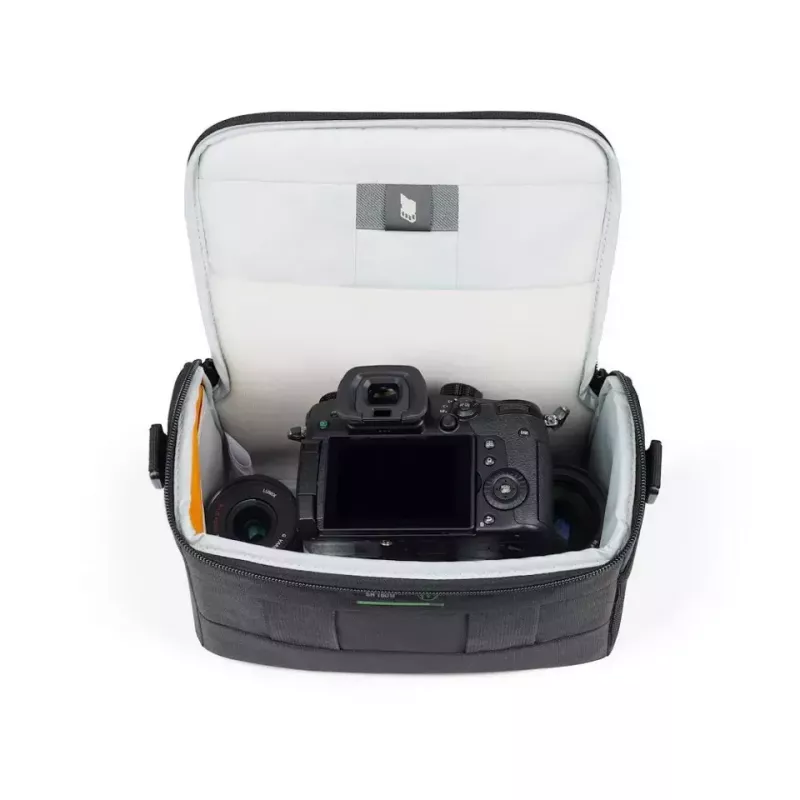 Taška na opasok Lowepro Adventura SH 160 III čierna ramenný popruh