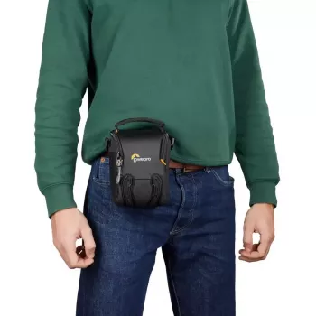 Taška na opasok Lowepro Adventura SH 115 III čierna ramenný popruh