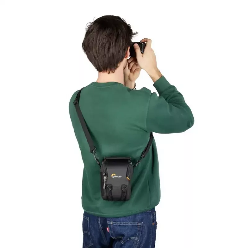Taška na opasok Lowepro Adventura SH 115 III čierna ramenný popruh