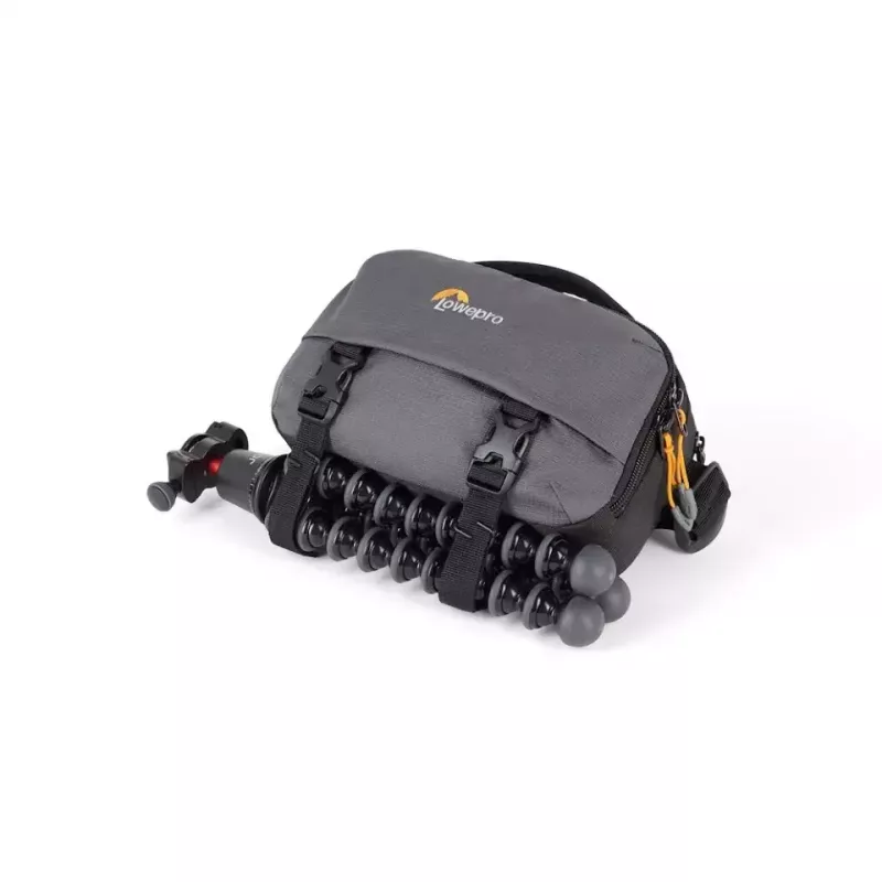 Taška sling Lowepro LP37467-PWW sivá ramenný popruh