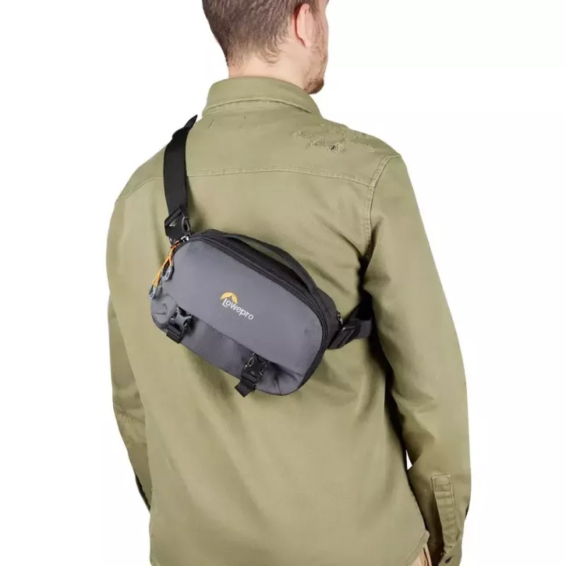 Taška sling Lowepro LP37467-PWW sivá ramenný popruh