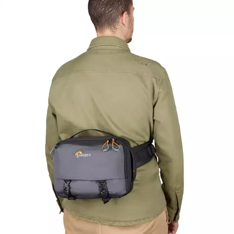 Taška sling Lowepro LP37468-PWW sivá ramenný popruh 1 vonkajšie vrecko