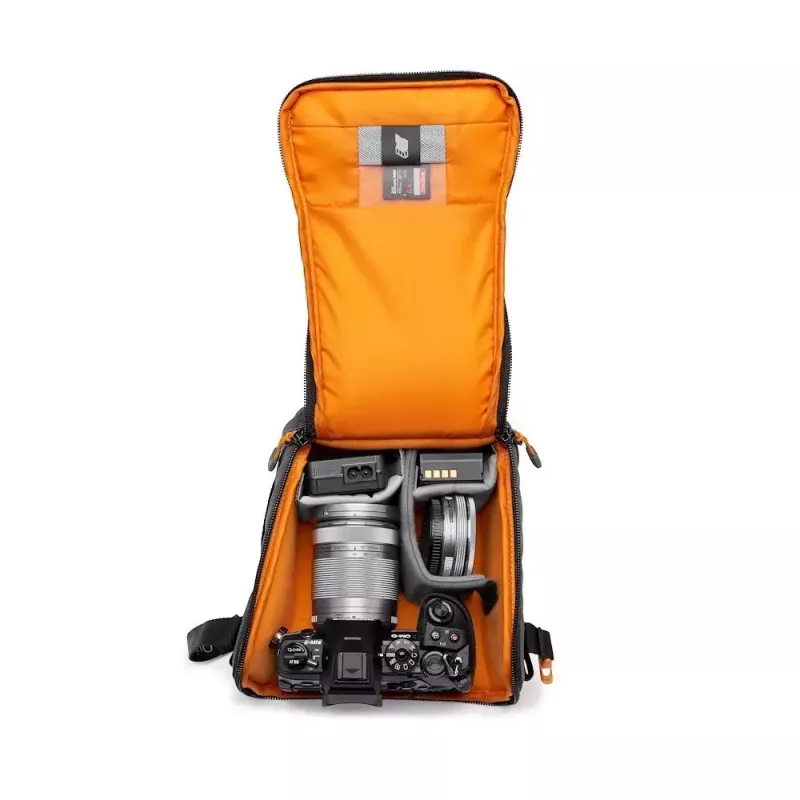 Kompaktné puzdro Lowepro GearUp Creator Box M II čierna sivá