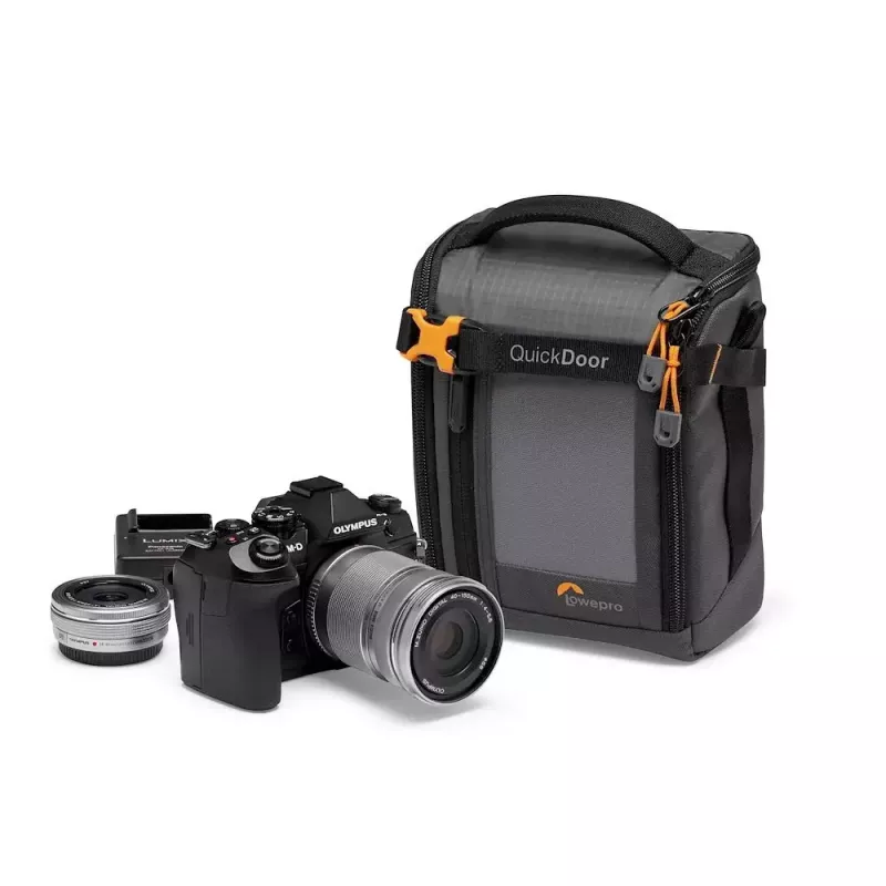 Kompaktné puzdro Lowepro GearUp Creator Box M II čierna sivá