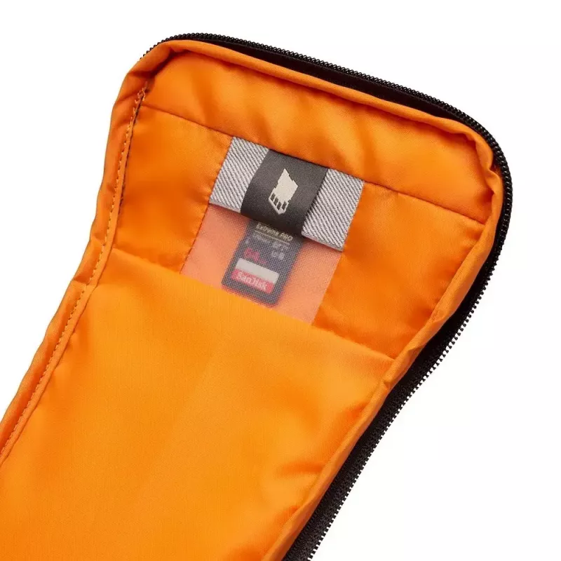 Kompaktné puzdro Lowepro GearUp Creator Box M II čierna sivá