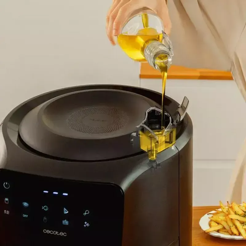 Fritéza s nízkym obsahom tuku Cecotec 03300 5,5 l 1550 W čierna