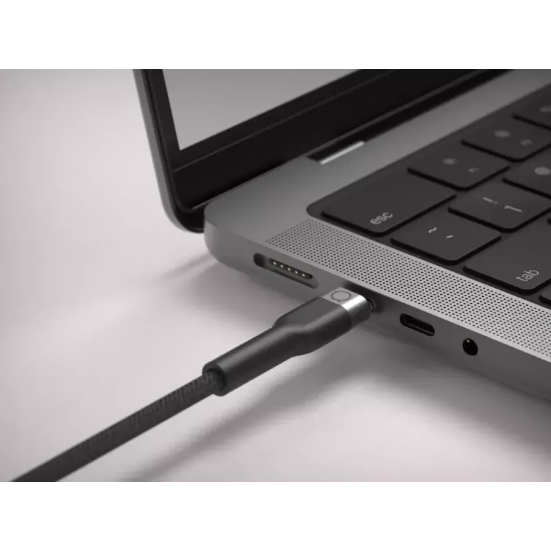 Kábel USB-C na Lightning LINQ byELEMENTS 2 m MFi certifikovaný čierny