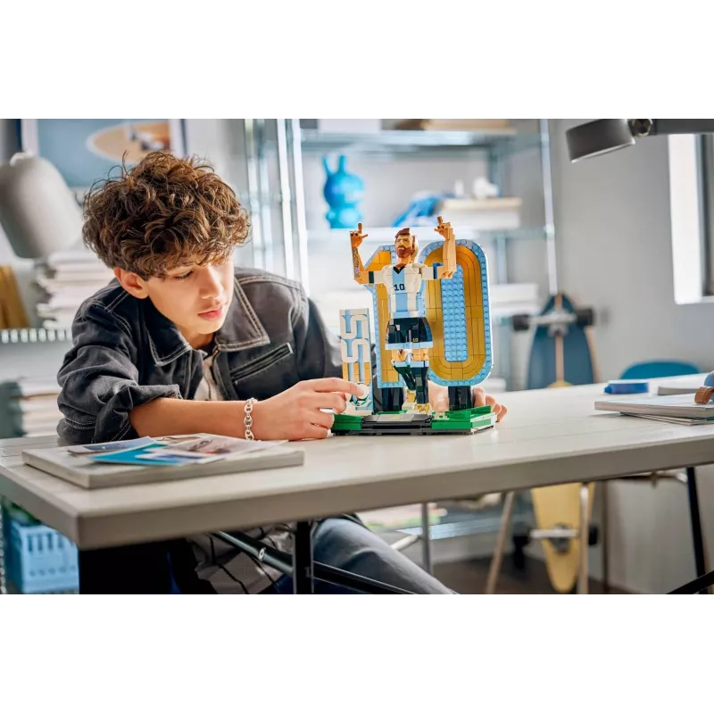LEGO Editions Sports 43015 Lionel Messi — futbalová legenda