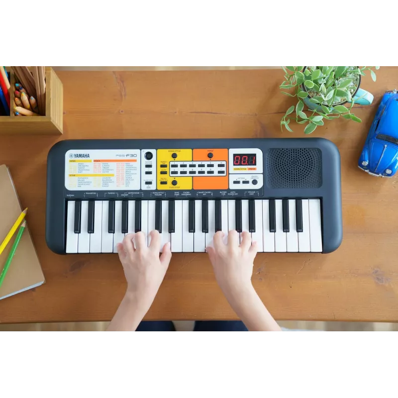 Yamaha PSS-F30 – klávesnica