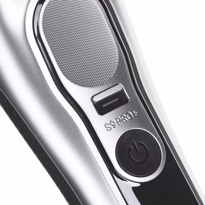 Braun Series 9 Pro+ 9667CC pánsky holiaci strojček fóliový holiaci strojček zastrihávač strieborný