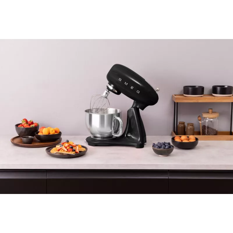 Smeg kuchynský robot SMF05BLEU, 4,8 L, 1000 W, čierny