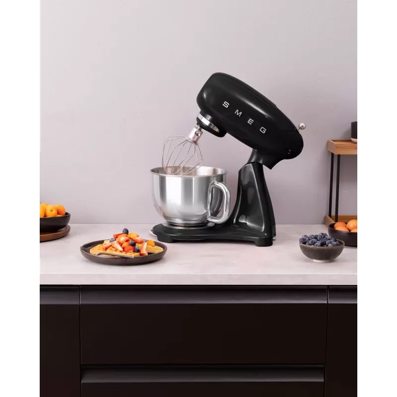Smeg kuchynský robot SMF05BLEU, 4,8 L, 1000 W, čierny