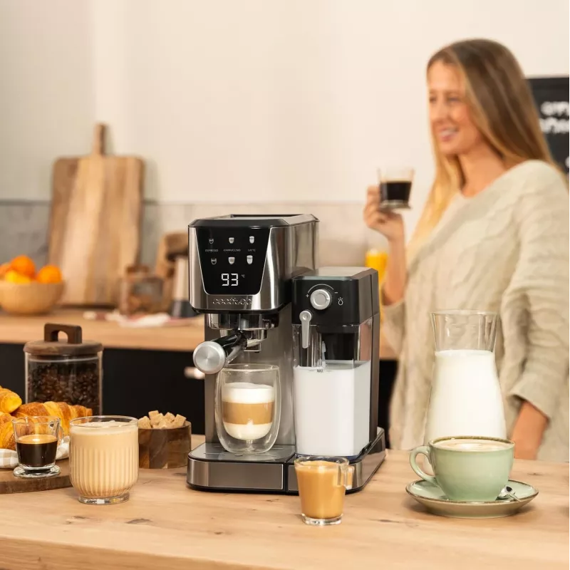 Cecotec kávovar | Power Espresso 20 Cream | tlak pumpy 20 bar | integrovaný naparovač mlieka | poloautomatický | 1350 W