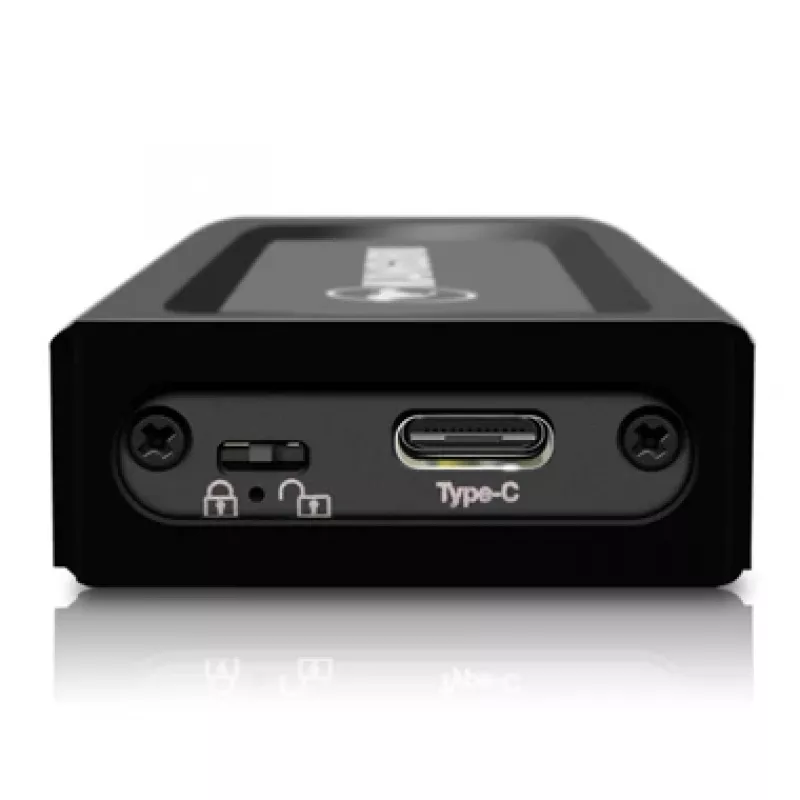 iStorage Kanguru UltraLock Superspeed+ USB-C M.2 NVMe externé SSD 1 TB | bezpečný prenosný solid-state disk | fyzický prepínač ochrany proti zápisu | bezpečný firmware | TAA-kompatibilné |