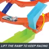 Hot Wheels Action Loop Cyclone Challenge dráha s autíčkom v mierke 1:64, jednoduché skladovanie