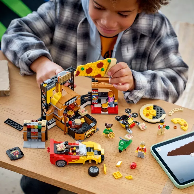 LEGO City 60496 Rozvoz pizze s vozidlami (494 dielov)