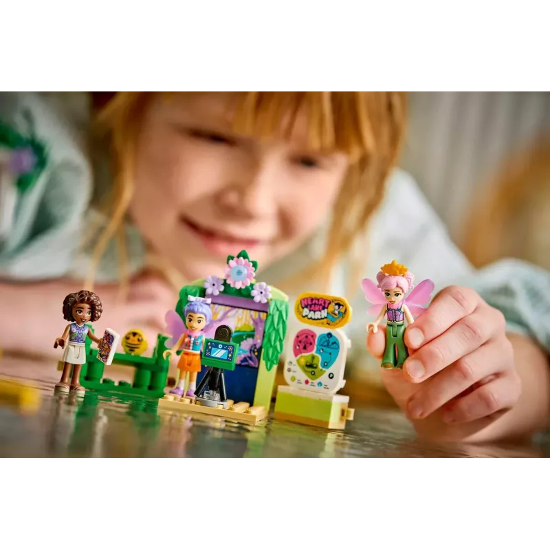 LEGO Friends 42702 Otáčavá jazda s kvetmi a vílími šálkami (321 dielov)
