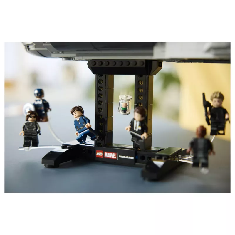 LEGO Marvel 76354 S.H.I.E.L.D. Helicarrier (3057 dielov)