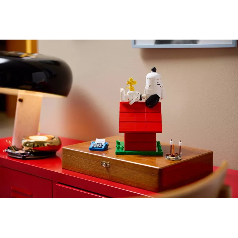 LEGO Ideas 21368 Peanuts Snoopyho búda 1327-dielna stavebnica