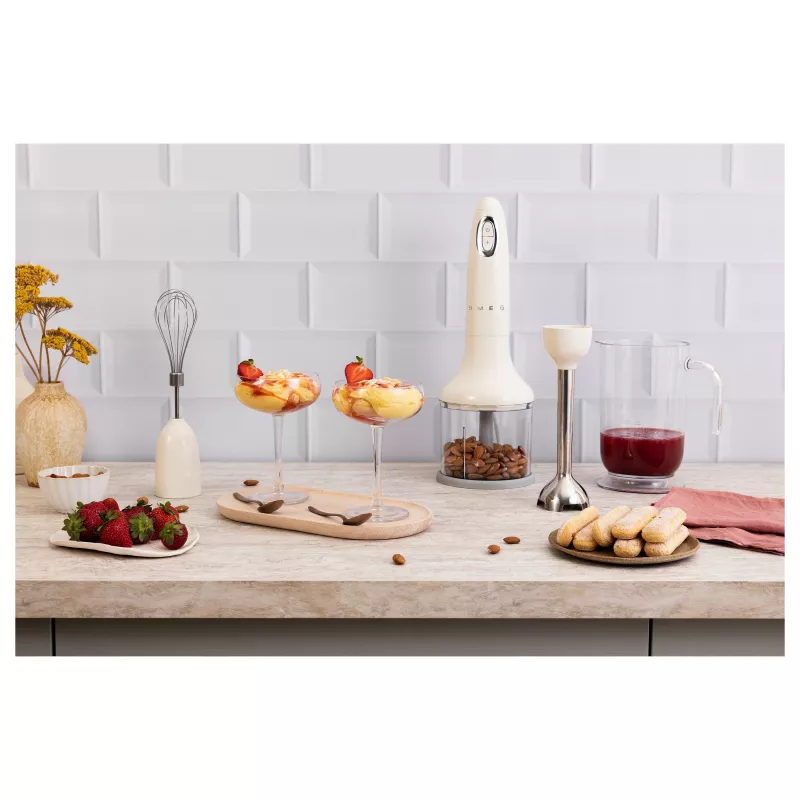SMEG HBF03CREU tyčový mixér 700W Creme