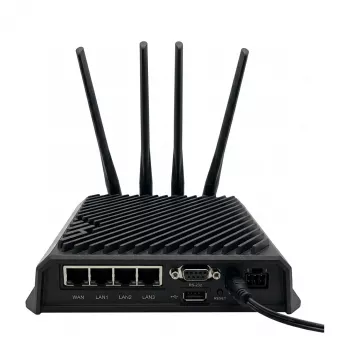 CradlePoint R1900-5GB 5G NR Wi-Fi 6 bezdrôtový router s 1 rokom NetCloud Mobile Essentials