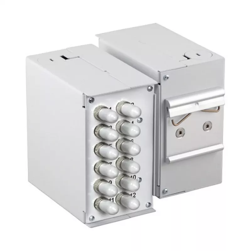 EFB-Elektronik predný panel pre 6 x SC-simplex, LC-duplex, E2000 so skrutkovými otvormi 1,7 mm