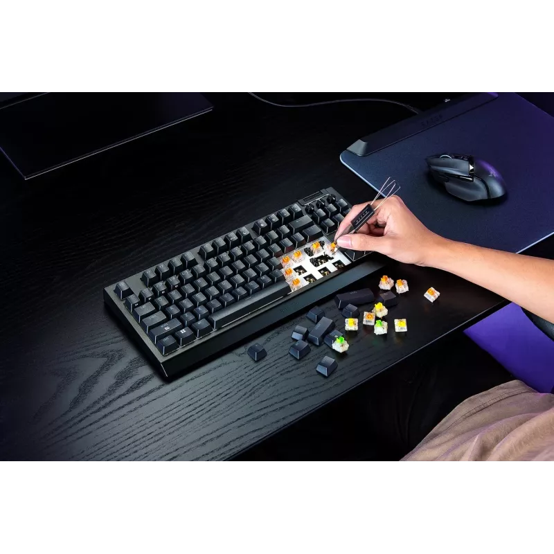 Razer BlackWidow V4 Tenkeyless HyperSpeed Orange Switch klávesnica - US Layout