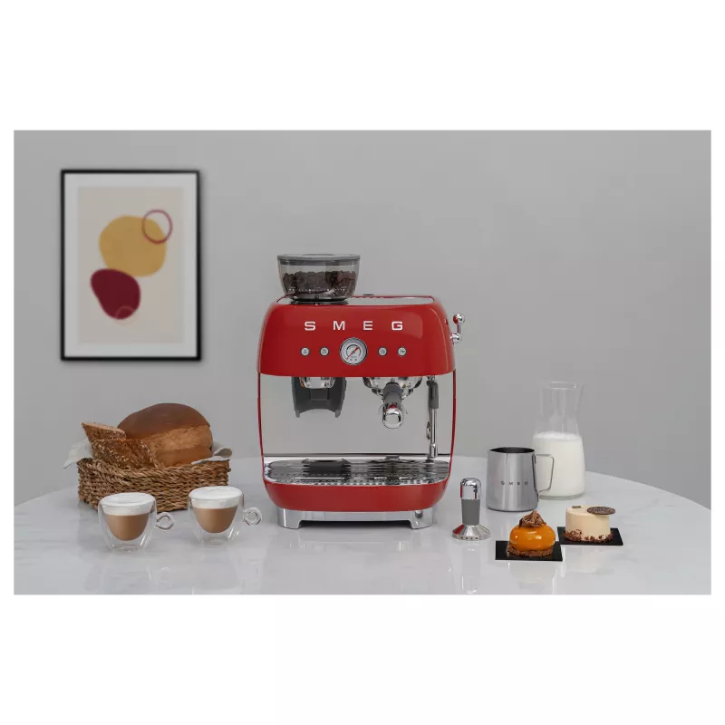 Smeg 50's Style plne automatický kávovar EGF03RDEU červený
