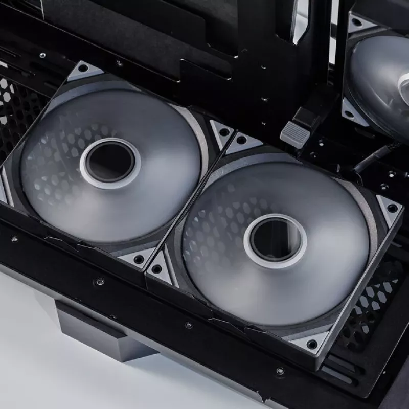 TRYX ROTA PRO ventilátor - 140 mm, čierny