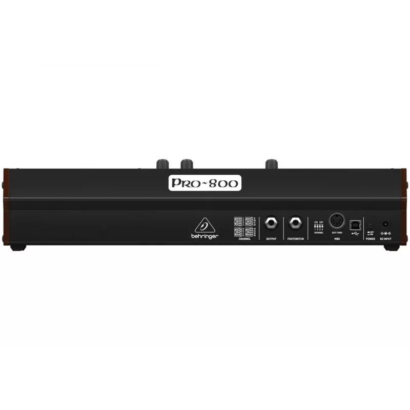 Behringer PRO-800 analógový syntetizátor – 8-hlasový stolový modul so 16 VCO, arpeggiatorom a Poly Chain