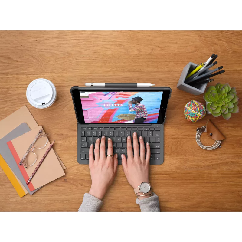Logitech Slim Folio klávesnicové puzdro pre iPad 10,2 palca (7., 8., 9. generácia) - grafit - QWERTY UK angličtina