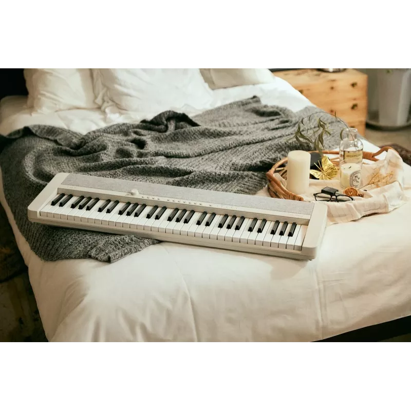 Casio CT-S1 digitálny syntetizátor 61 klávesov biely