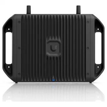 Ubiquiti UCG-Industrial Gateway a kontrolér 1/2.5/10 Gbps