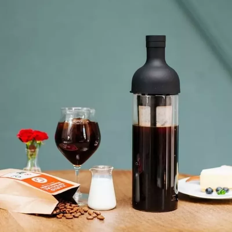 Hario kanvica na cold brew kávu 750ml čierna