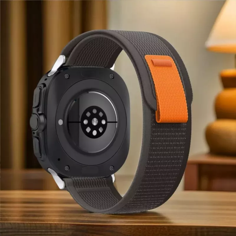 Tech-Protect Nylon náramok pre Samsung Galaxy Watch Ultra (47mm) - čierny/oranžový