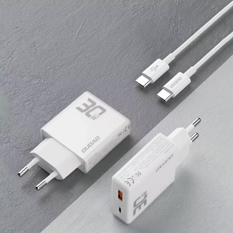 Dudao A30EU GaN 30W USB-C USB-A sieťová nabíjačka s káblom USB-C na USB-C 1m biela