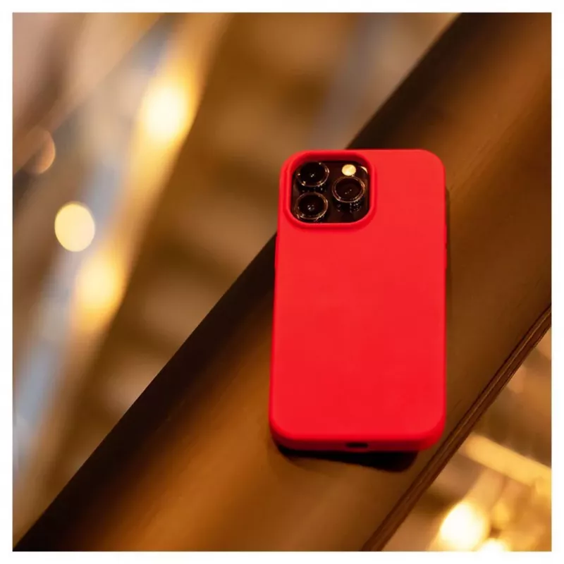 Evelatus Apple iPhone 14 Pro Max Premium MagSafe Soft Touch silikónové puzdro tmavočervená
